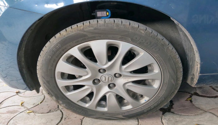 2017 Maruti Baleno ALPHA PETROL 1.2, Petrol, Manual, 73,582 km, tyre