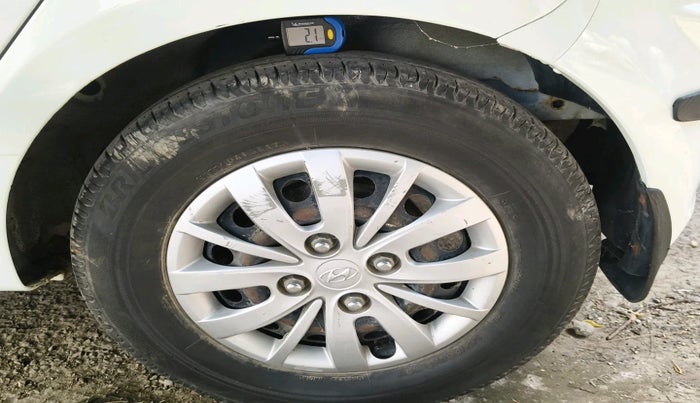 2013 Hyundai i10 MAGNA 1.1, Petrol, Manual, 55,553 km, tyre