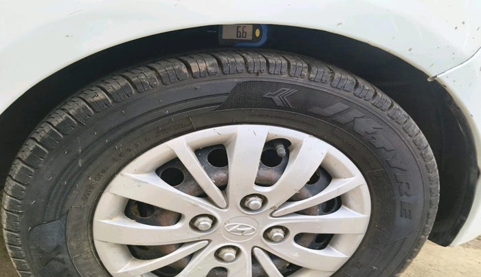 2013 Hyundai i10 MAGNA 1.1, Petrol, Manual, 55,553 km, tyre