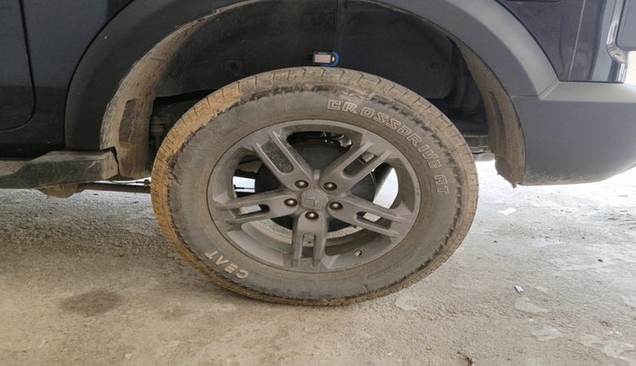 2023 Mahindra Thar LX D 4*4 MT HT, Diesel, Manual, 40,834 km, tyre