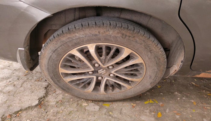 2024 Maruti Ertiga ZXI+ SHVS, Petrol, Manual, 19,073 km, tyre