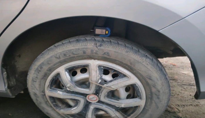 2020 Honda Amaze 1.2L I-VTEC E, Petrol, Manual, 22,534 km, tyre