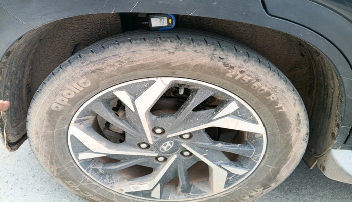 2022 Hyundai Creta SX (O) AT 1.5 DIESEL, Diesel, Automatic, 30,731 km, tyre