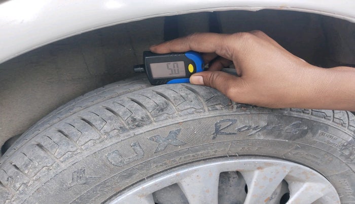 2018 Maruti Dzire VXI, Petrol, Manual, 81,671 km, tyre