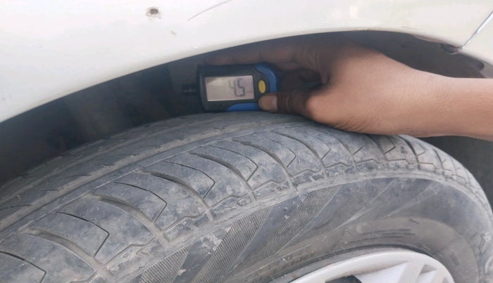 2018 Maruti Dzire VXI, Petrol, Manual, 81,671 km, tyre