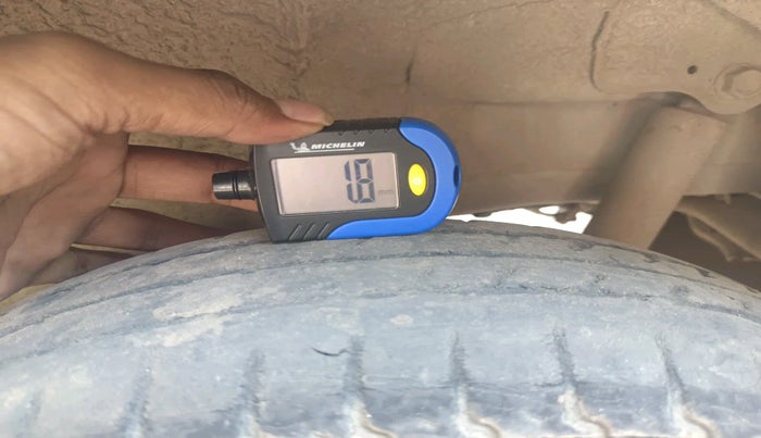 2014 Maruti Wagon R 1.0 LXI CNG, Petrol, Manual, 1,12,482 km, tyre