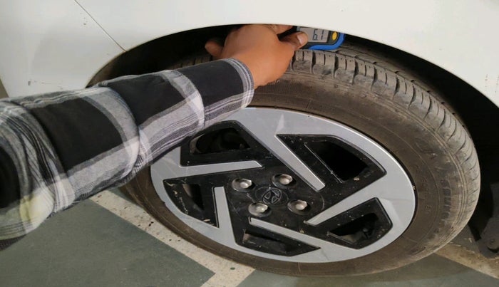 2023 Hyundai GRAND I10 NIOS SPORTZ AMT 1.2 KAPPA VTVT, Petrol, Automatic, 7,142 km, tyre