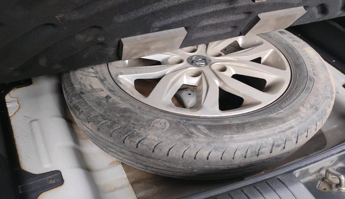 2018 Hyundai Creta SX 1.6 DIESEL, Diesel, Manual, 1,46,224 km, tyre