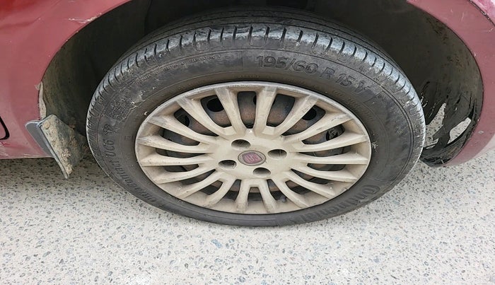 2010 Fiat Linea DYNAMIC 1.3, Diesel, Manual, 2,50,264 km, tyre