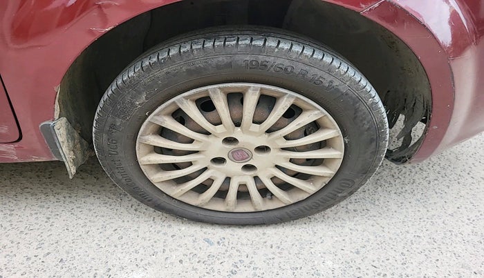 2010 Fiat Linea DYNAMIC 1.3, Diesel, Manual, 2,50,264 km, tyre