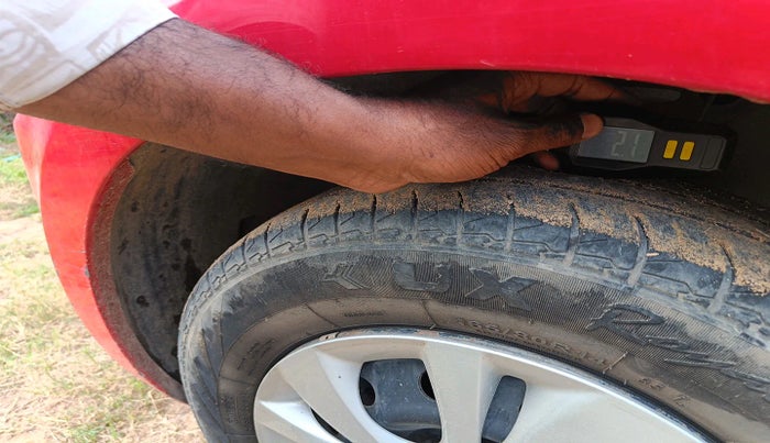 2023 Maruti Swift VXI, Petrol, Manual, 57,037 km, tyre