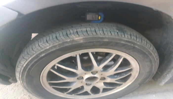 2014 Maruti Swift VDI, Diesel, Manual, 1,64,816 km, tyre