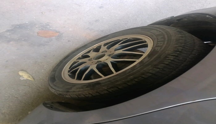 2014 Maruti Swift VDI, Diesel, Manual, 1,64,816 km, tyre