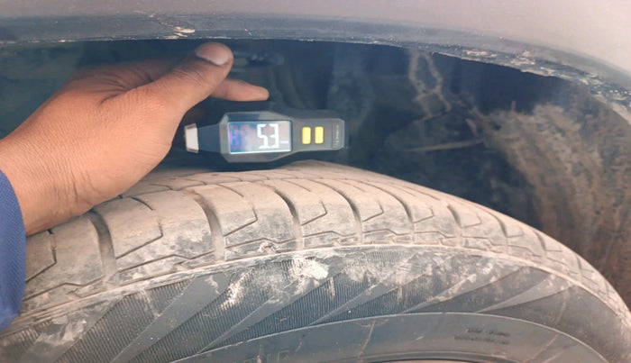 2022 Maruti Vitara Brezza VXI, Petrol, Manual, 63,998 km, tyre