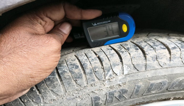 2013 Hyundai i20 MAGNA (O) 1.4 CRDI, Diesel, Manual, 81,471 km, tyre