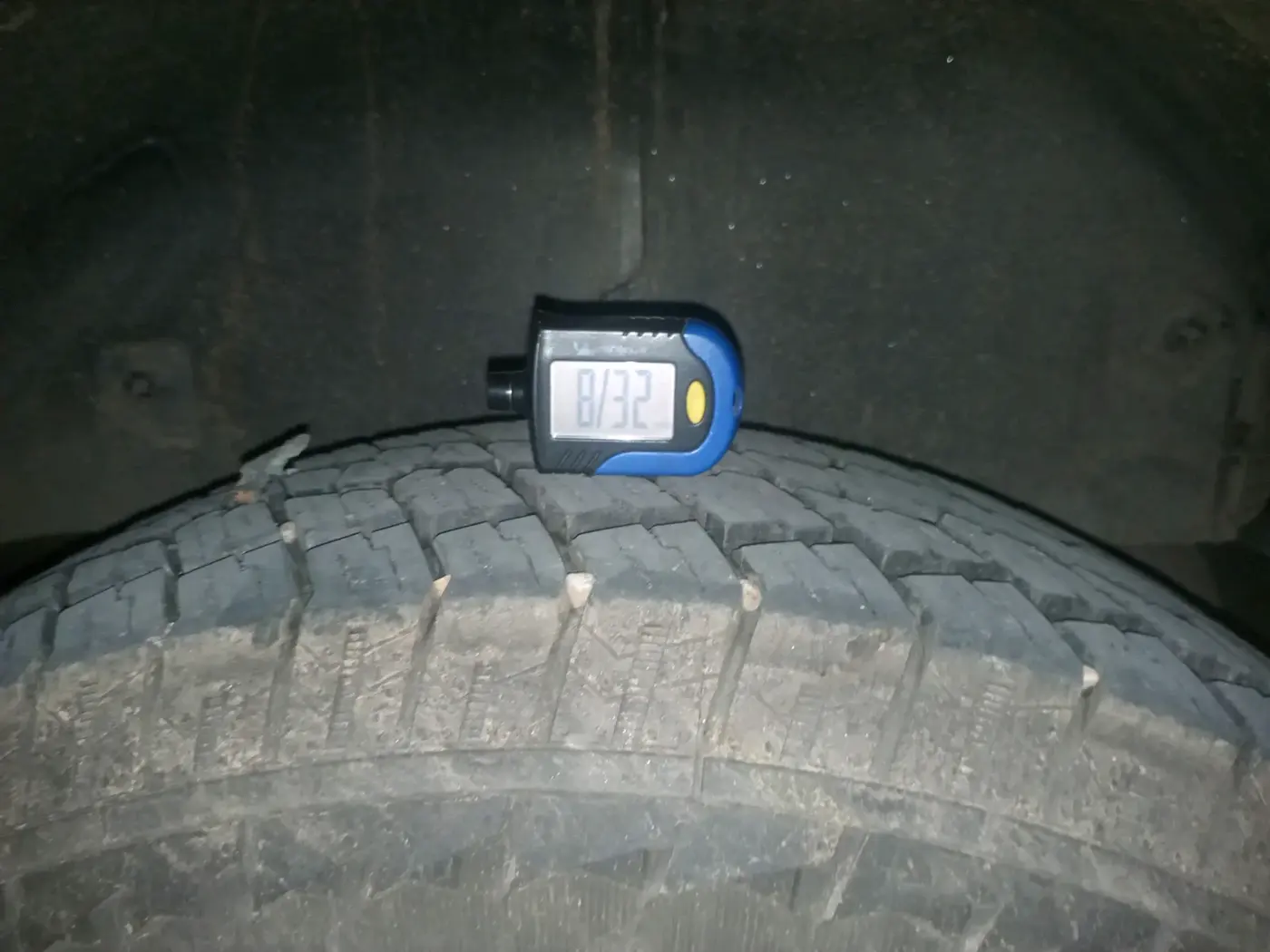 2023 Mahindra Thar LX D AT 4WD HT, Diesel, Automatic, 14,800 km, tyre