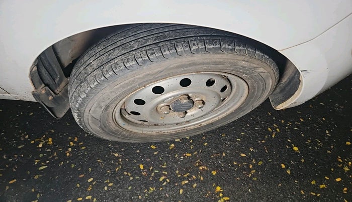 2010 Hyundai i10 MAGNA 1.2 AT, Petrol, Automatic, 81,101 km, tyre