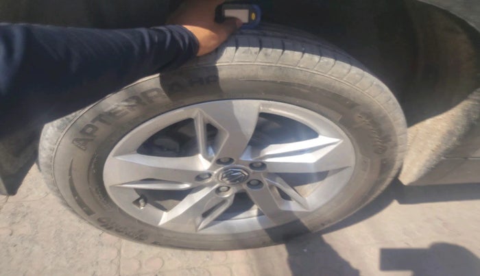 2022 MG HECTOR SHINE 2.0 DIESEL TURBO MT, Diesel, Manual, 77,786 km, tyre