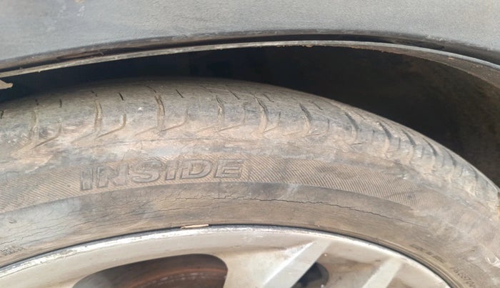 2011 BMW X1 sDrive20d, Diesel, Automatic, 8,11,101 km, tyre