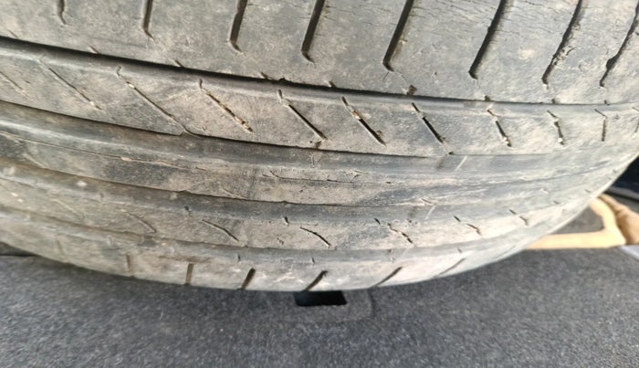 2011 BMW X1 sDrive20d, Diesel, Automatic, 8,11,101 km, tyre