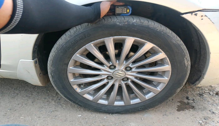 2017 Maruti Ciaz ZDI+ SHVS, Diesel, Manual, 1,30,729 km, tyre