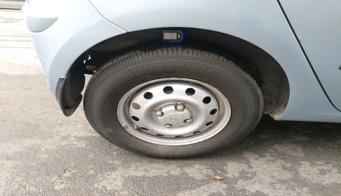 2011 Hyundai i10 ERA 1.1, Petrol, Manual, 61,408 km, tyre