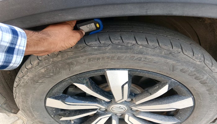 2019 MG HECTOR SHARP 2.0 DIESEL, Diesel, Manual, 66,816 km, tyre