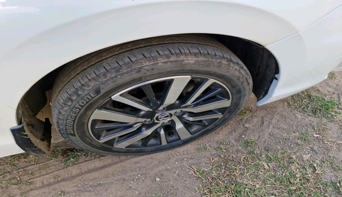2021 Honda City 1.5L I-VTEC ZX CVT, Petrol, Automatic, 30,425 km, tyre