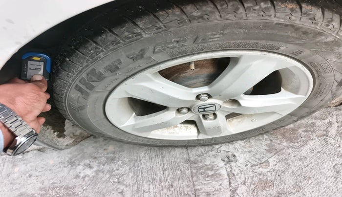 2011 Honda City 1.5L I-VTEC V MT, Petrol, Manual, 82,000 km, tyre