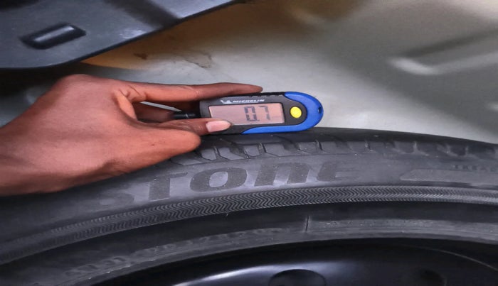 2020 Maruti Dzire VXI, Petrol, Manual, 75,598 km, tyre