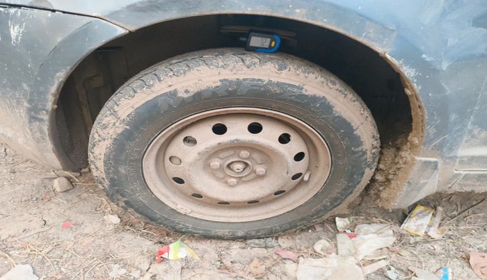 2011 Maruti Swift VDI, Diesel, Manual, 1,43,462 km, tyre