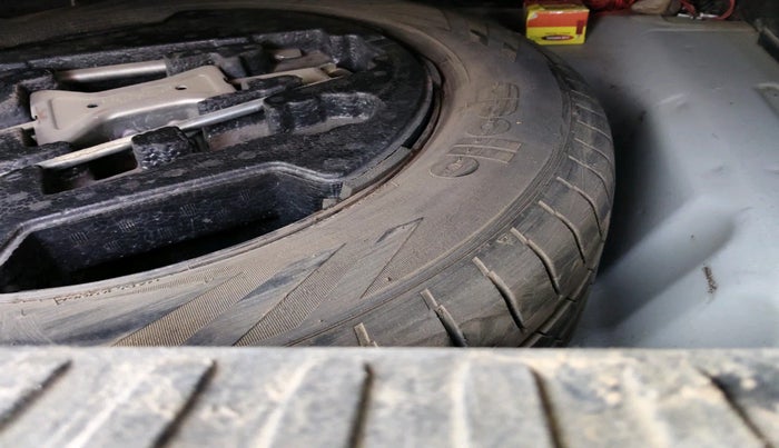 2019 Maruti Vitara Brezza VDI, Diesel, Manual, 1,54,791 km, tyre