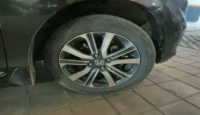2021 Honda Amaze 1.2L I-VTEC VX CVT, Petrol, Automatic, 59,198 km, tyre
