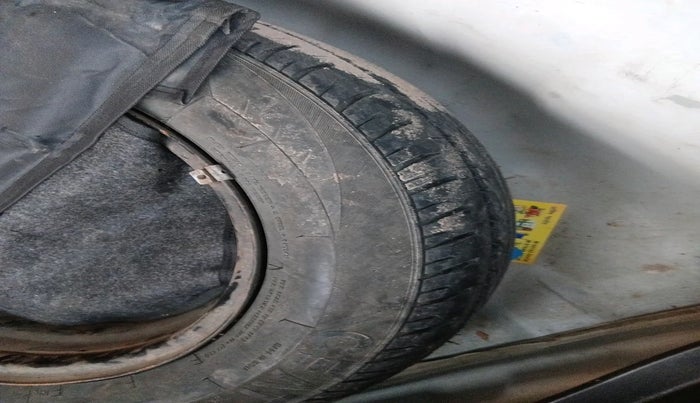 2020 Hyundai Elite i20 MAGNA PLUS 1.2, Petrol, Manual, 94,500 km, tyre