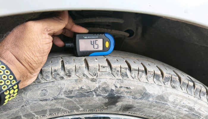 2019 Maruti Ertiga VXI CNG, Petrol, Manual, 66,098 km, tyre