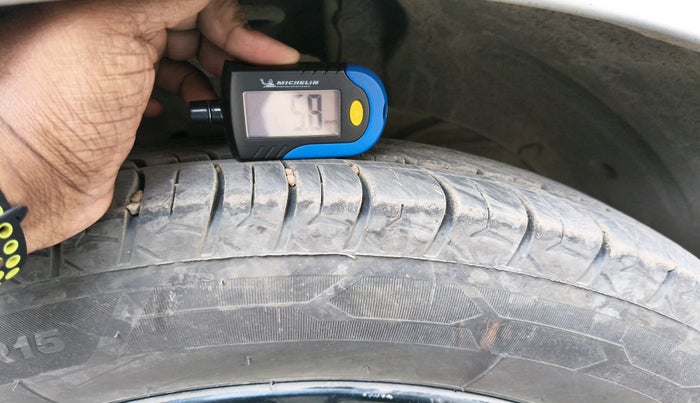 2019 Maruti Ertiga VXI CNG, Petrol, Manual, 66,098 km, tyre