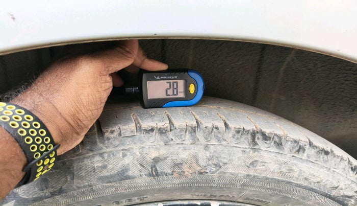 2019 Maruti Ertiga VXI CNG, Petrol, Manual, 66,098 km, tyre