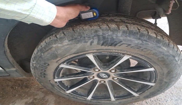 2022 Hyundai VENUE SX 1.2 PETROL, Petrol, Manual, 32,474 km, tyre