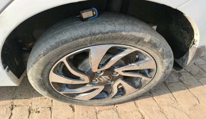 2021 Maruti Baleno ZETA PETROL 1.2, Petrol, Manual, 1,00,206 km, tyre