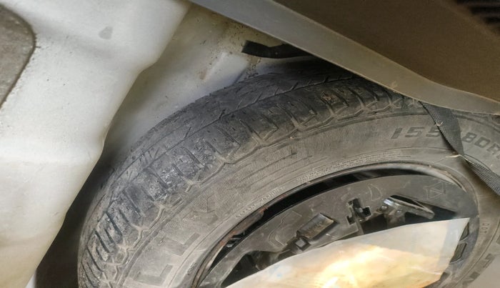 2015 Maruti Baleno SIGMA PETROL 1.2, Petrol, Manual, 90,775 km, tyre