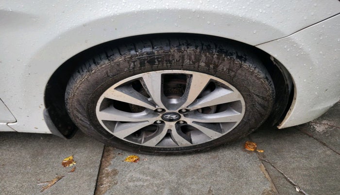 2016 Hyundai Verna 1.6 VTVT SX, Petrol, Manual, 60,653 km, tyre