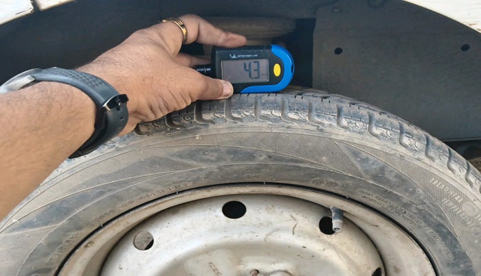 2016 Tata Nano TWIST XT, Petrol, Manual, 99,713 km, tyre