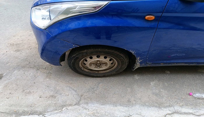 2013 Hyundai Eon ERA +, Petrol, Manual, 42,917 km, tyre