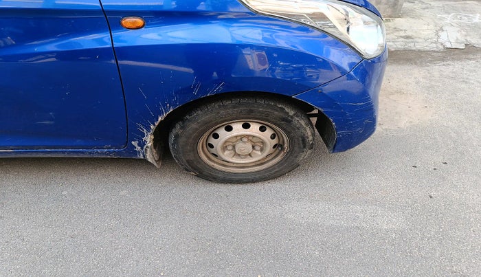 2013 Hyundai Eon ERA +, Petrol, Manual, 42,917 km, tyre