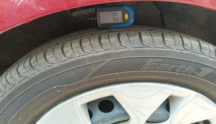 2015 Hyundai Xcent BASE 1.2, Petrol, Manual, 63,821 km, tyre