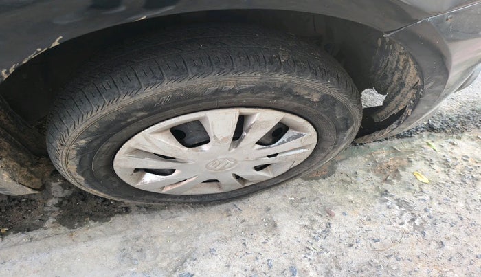 2012 Maruti Swift Dzire VDI, Diesel, Manual, 1,97,040 km, tyre