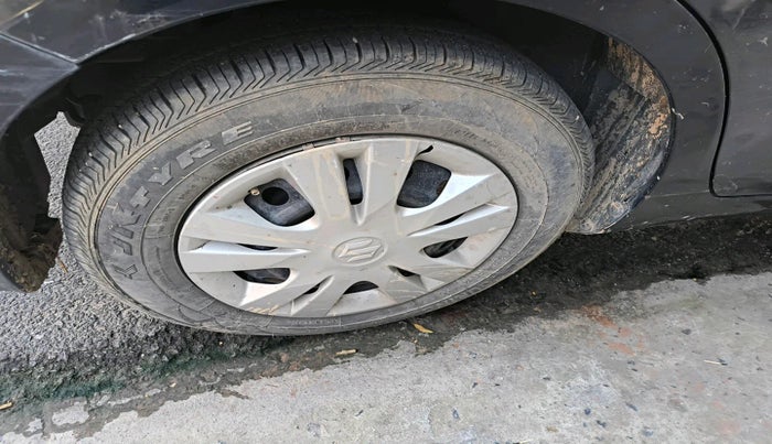 2012 Maruti Swift Dzire VDI, Diesel, Manual, 1,97,040 km, tyre