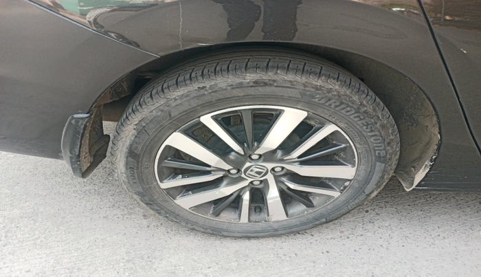 2020 Honda City 1.5L I-VTEC VX CVT, Petrol, Automatic, 77,096 km, tyre