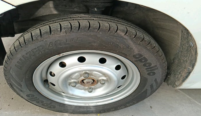 2013 Maruti Wagon R 1.0 LXI, Petrol, Manual, 14,581 km, tyre