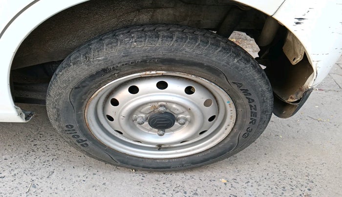 2013 Maruti Wagon R 1.0 LXI, Petrol, Manual, 14,581 km, tyre